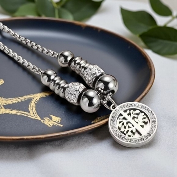 🆕️Elegant 18K Gold Plated Tree of Life Charm Bracelet Sparkling Rhinestones - Picture 9 of 12